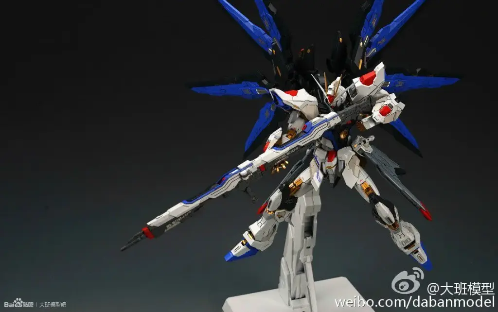 mb_strike_freedom_0131.webp