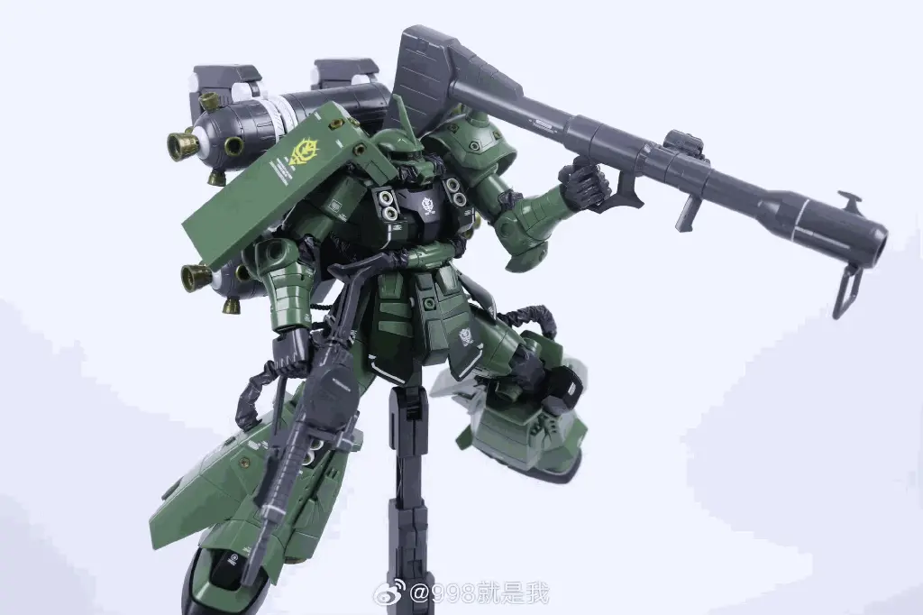 leien-model-1-100-psycho-zaku-ver-ka-big-gun-v0-4nse9a7z4yeh1.webp