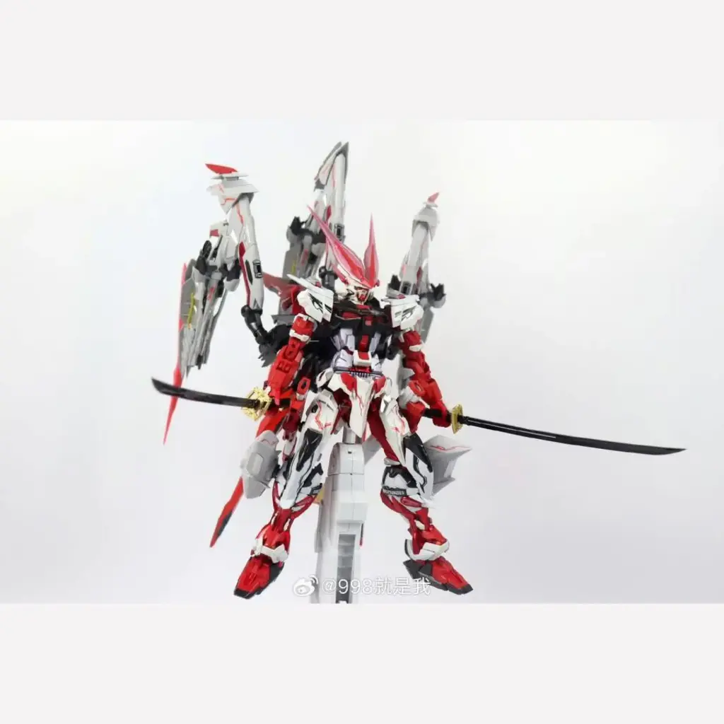 [PREORDER] DABAN MODEL 8836 1/100 ASTRAY RED DRAGONICS MB VER MODEL KIT
