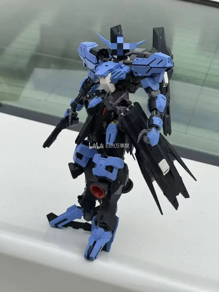 MODEL KIT FE BLOOD 1/100 VIDAR