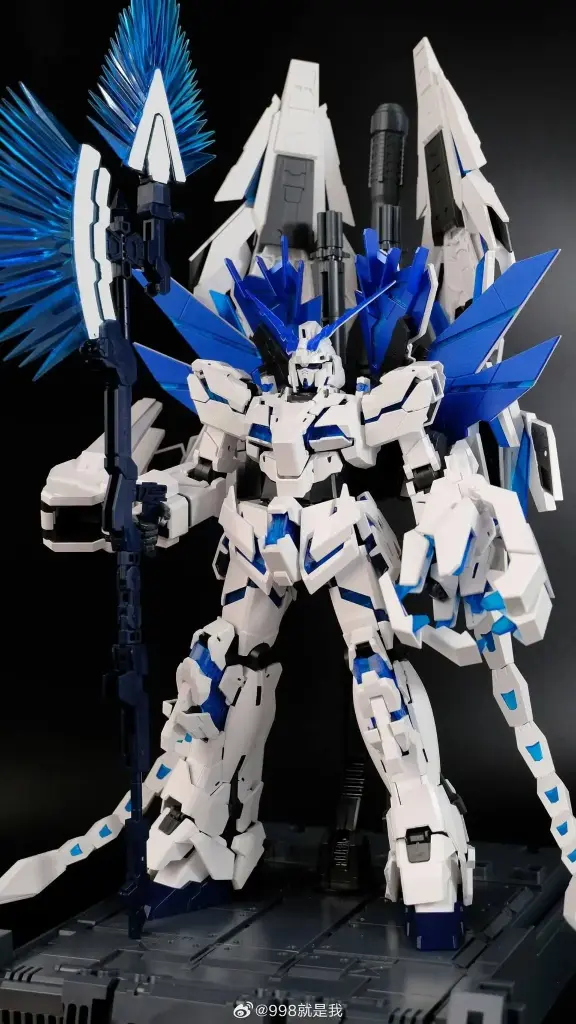 [PREORDER] SHENSHOU MODEL MGEX 1/100 RX-0 FULL ARMOR UNICORN PERFECTIBILITY MODEL KIT NON LED VER.