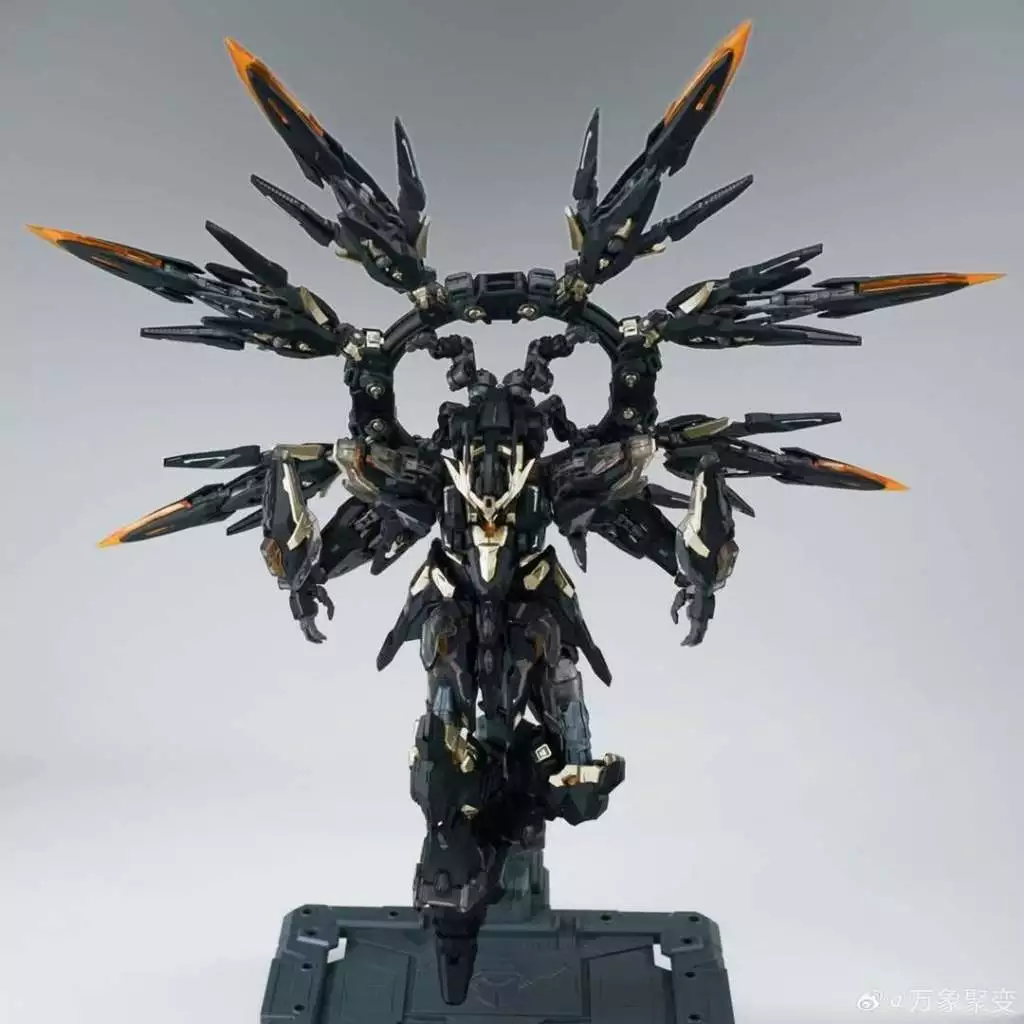 [PREORDER] VIENTIENE FUSION 1/100 APOCALYPSE MIDNIGHT EDITION MODEL KITMETAL IN FRAME